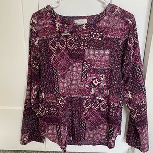 VanHeusen top long or 3/4 sleeves